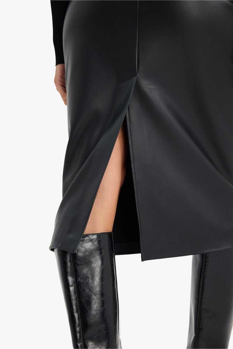 ديفاكتو جيبة تريكو ميدي بنسل جلد صناعي بخصر عادي - Image 5